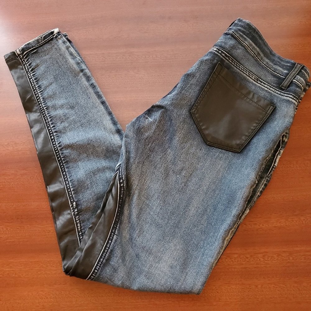 i Jeans by Buffalo